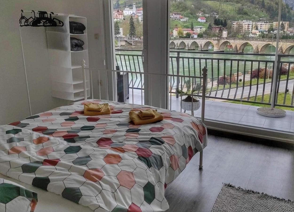 Ive Andrica 3 Appartement Višegrad Buitenkant foto