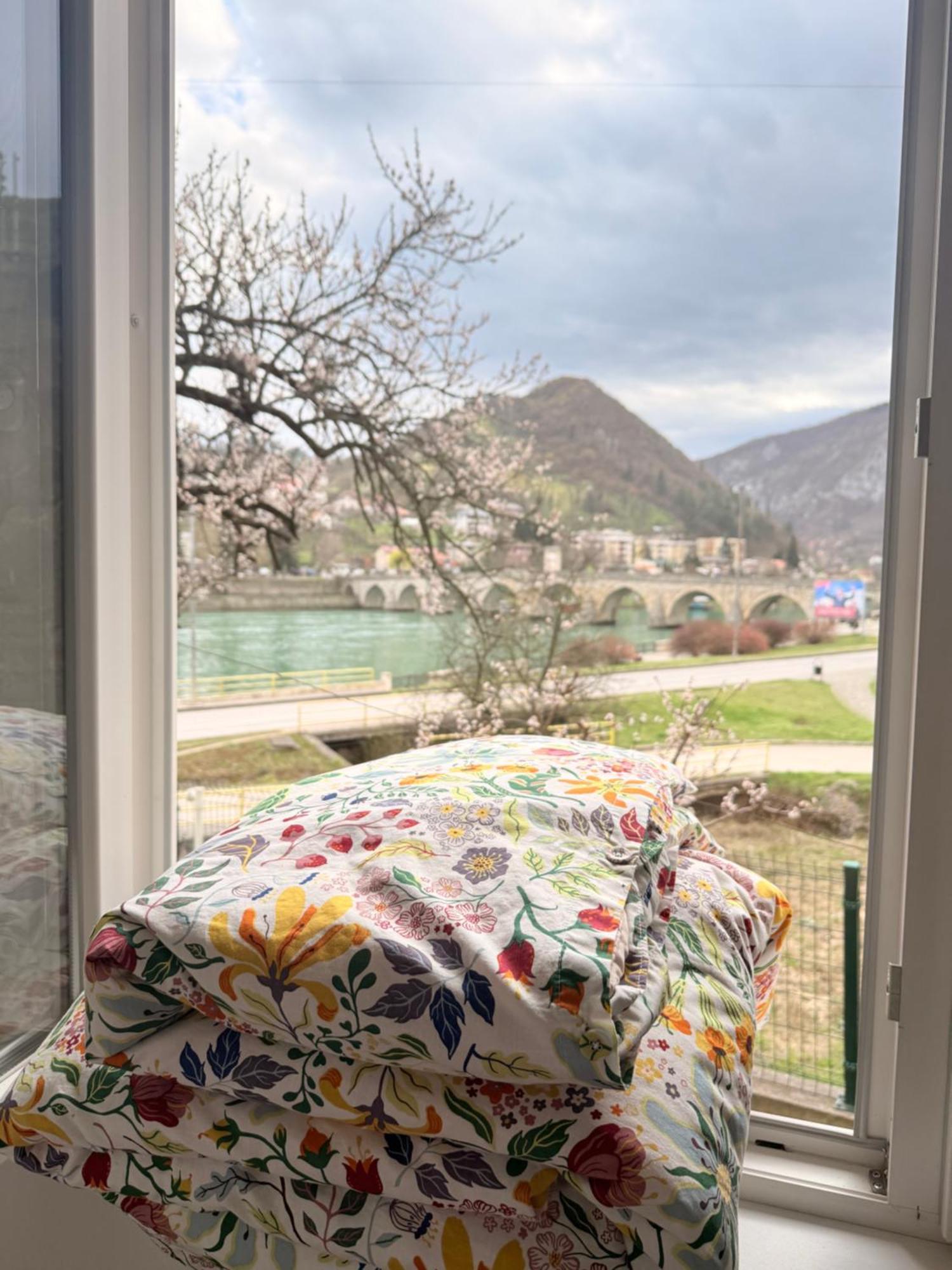 Ive Andrica 3 Appartement Višegrad Buitenkant foto
