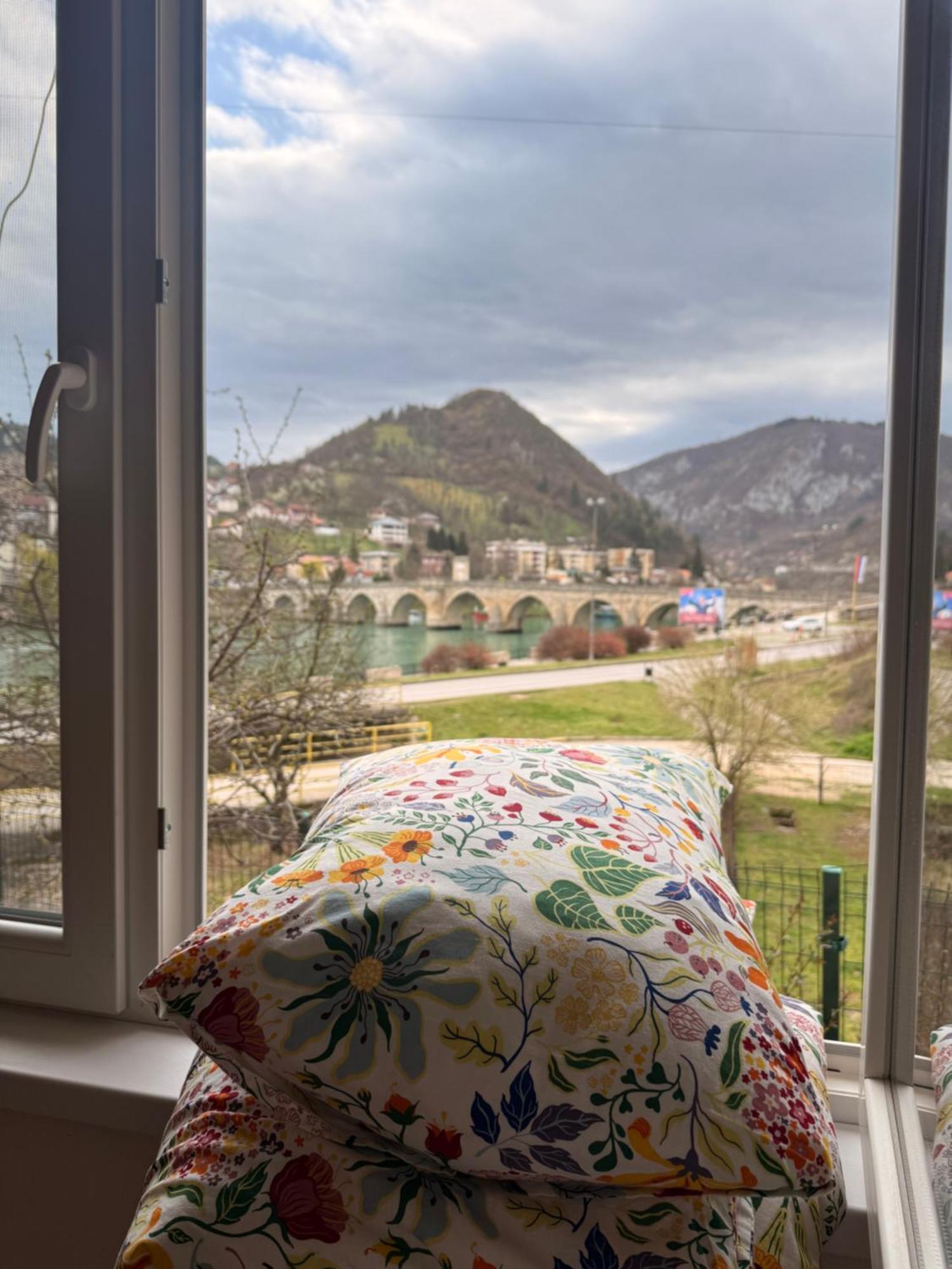 Ive Andrica 3 Appartement Višegrad Buitenkant foto
