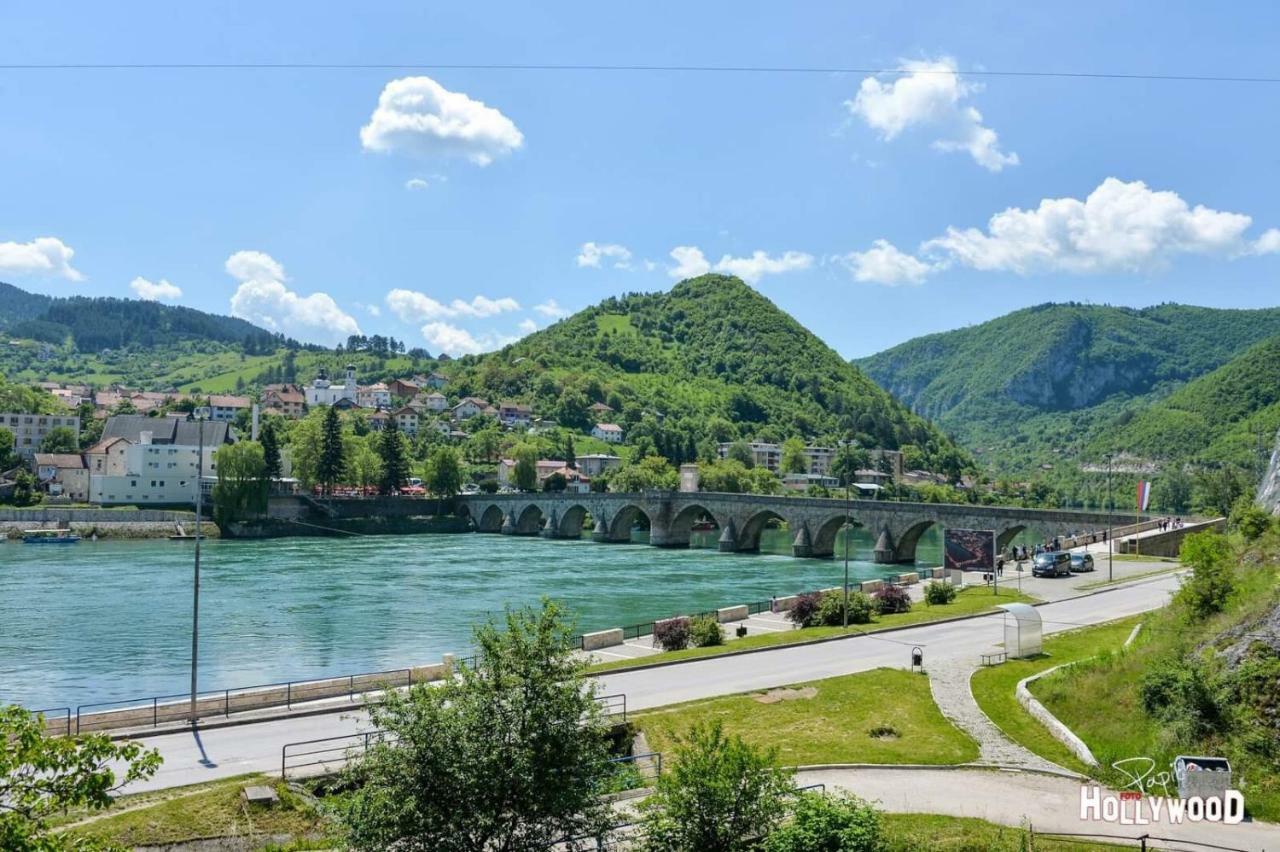 Ive Andrica 3 Appartement Višegrad Buitenkant foto